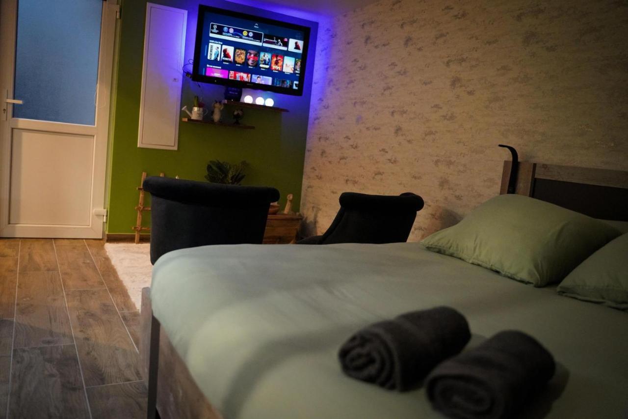 Nuit De La Sagesse "Jacuzzi Terrasse Et Parking Prive" Apartment Руан Екстериор снимка